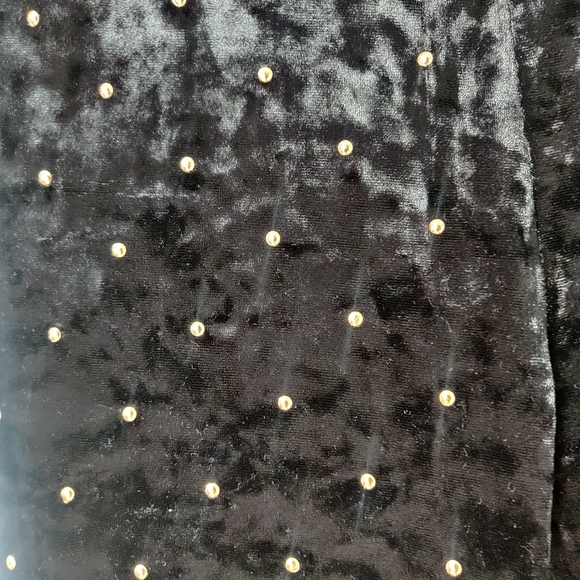 NWOT- Black velvet leggings with gold studs - Picture 3 of 5